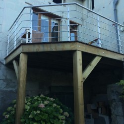 terrasse en lames de bois exotique Ipé